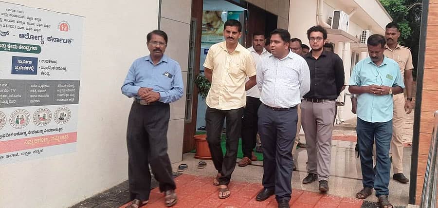 ಸುಬ್ರಹ್ಮಣ್ಯ ಪ್ರಾಥಮಿಕ ಆರೋಗ್ಯ ಕೇಂದ್ರಕ್ಕೆ ಜಿಲ್ಲಾಧಿಕಾರಿ ಮುಲ್ಲೈ ಮುಗಿಲನ್ ಭೇಟಿ ನೀಡಿದರು