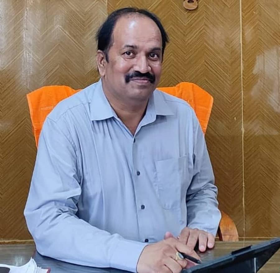 ಡಾ.ರಮೇಶ್ ಬಾಬು