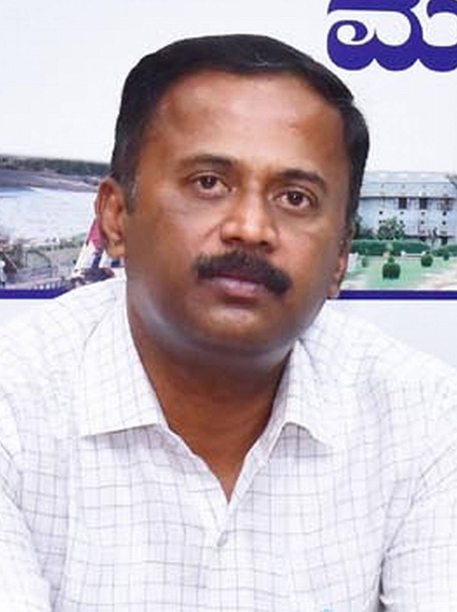 <div class="paragraphs"><p>ದಿನೇಶ್ ಗೂಳಿಗೌಡ</p></div>