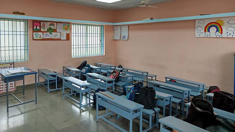 ಸಿದ್ದಾಪುರ ಪಟ್ಟಣದ ಬಾಲಿಕೊಪ್ಪ ಸರ್ಕಾರಿ ಹಿರಿಯ ಪ್ರಾಥಮಿಕ ಶಾಲೆಯ ಸುಸಜ್ಜಿತ ಕೊಠಡಿ.