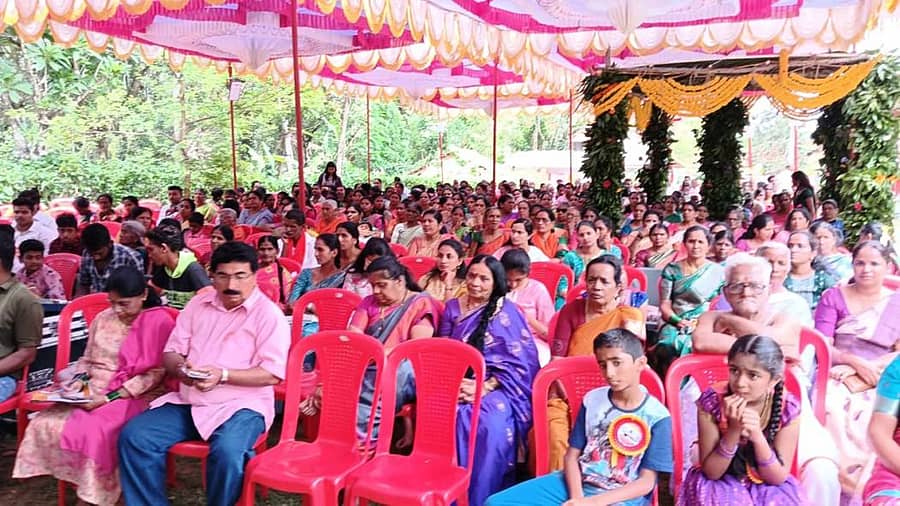 ಕಾರ್ಯಕ್ರಮದಲ್ಲಿ ಭಾಗವಹಿಸಿದ್ದ ಸಭಿಕರು