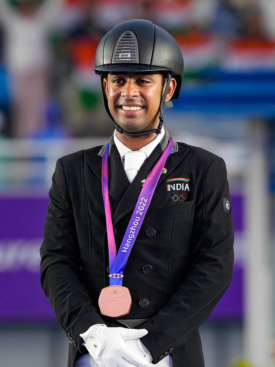 <div class="paragraphs"><p>ಅನುಷ್ ಅಗರ್ವಾಲ್ </p></div>