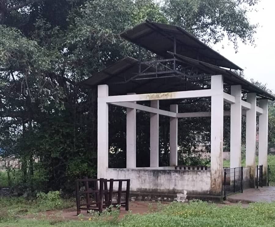 ಅಂಕೋಲಾ ಪಟ್ಟಣದ ಕೋಟೆವಾಡಾದ ರುದ್ರಭೂಮಿ