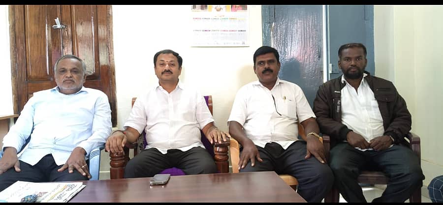 ಗುಬ್ಬಿಯಲ್ಲಿ ಸುದ್ದಿಗೋಷ್ಠಿ ನಡೆಸಿದ ಬಿಜೆಪಿ ಮುಖಂಡ ಎಸ್‌.ಡಿ ದಿಲೀಪ್ ಕುಮಾರ್ 