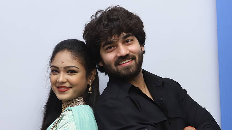 ಲಾವಣ್ಯ ಸಾಹುಕಾರ, ಆದಿತ್ಯ ಶಶಿಕುಮಾರ್