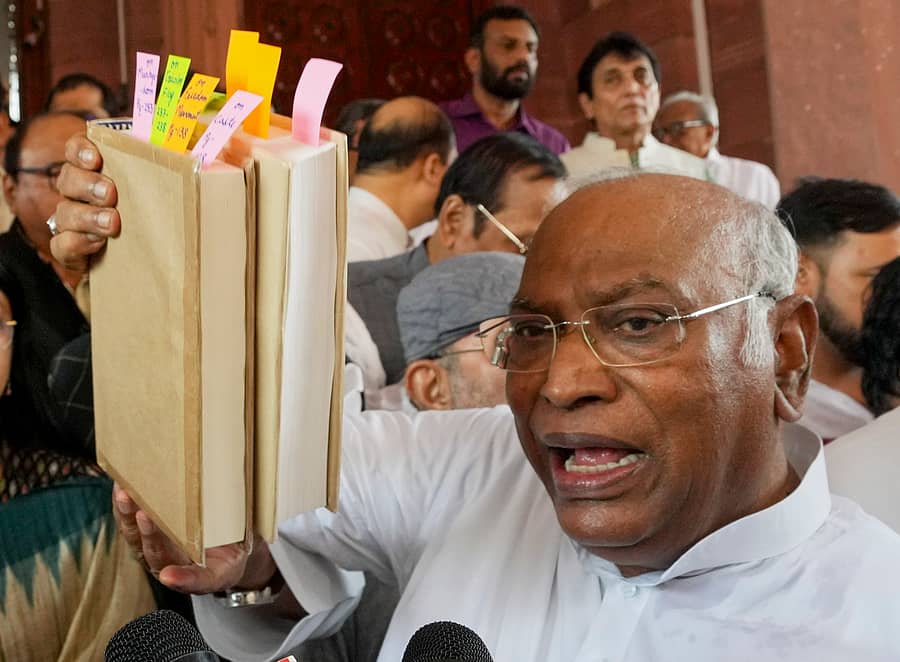 ಮಲ್ಲಕಾರ್ಜುನ ಖರ್ಗೆ