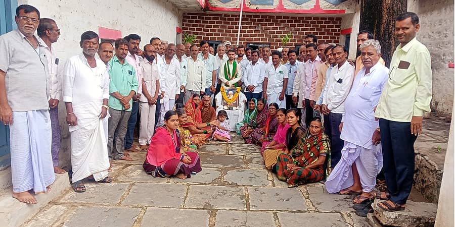 ಹುಣಸಗಿ ತಾಲ್ಲೂಕಿನ ಕೊಡೇಕಲ್ಲ ಗ್ರಾಮದಲ್ಲಿ ರಾಷ್ಟ್ರೀಯ ಕೈಮಗ್ಗ ದಿನ ಆಚರಿಸಲಾಯಿತು 