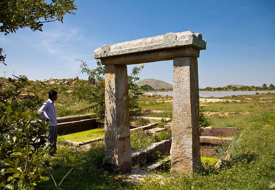 ಇರಗಪ್ಪನಹಳ್ಳಿಯಲ್ಲಿರುವ ಅಪರೂಪದ ಕೆತ್ತನೆಗಳುಳ್ಳ ಬಾವಿ