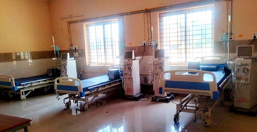 ಬೀದರ್ನ ತಾಯಿ ಮತ್ತು ಮಕ್ಕಳ ಆಸ್ಪತ್ರೆಯಲ್ಲಿ ಅಳವಡಿಸಿರುವ ಡಯಾಲಿಸಿಸ್ ಯಂತ್ರಗಳು