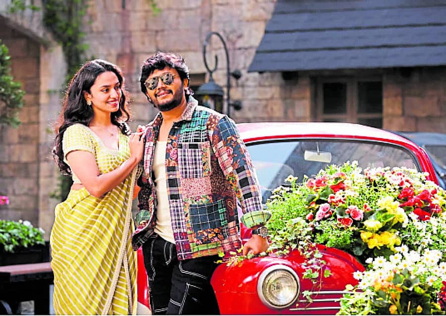 <div class="paragraphs"><p>ಮಾಳವಿಕ ನಾಯರ್, ಗಣೇಶ್</p></div>