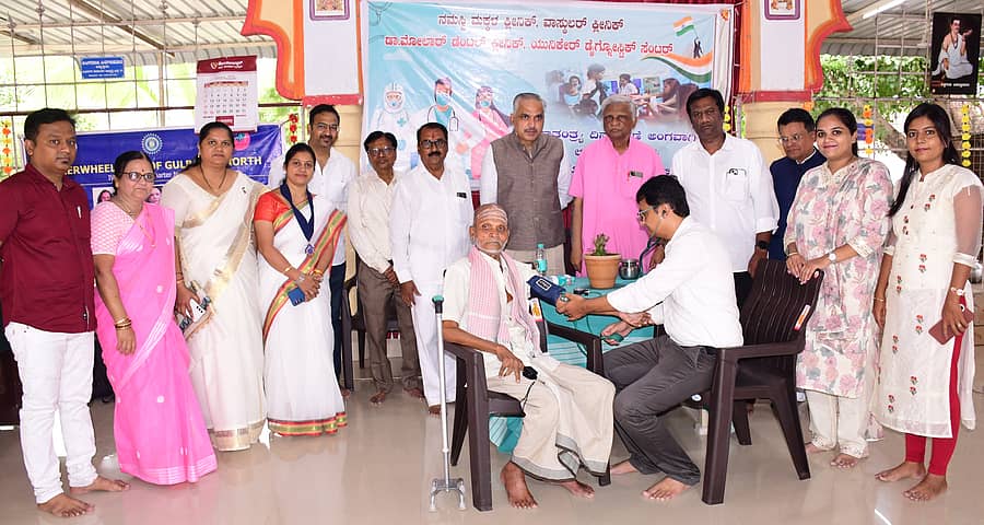 ಕಲಬುರಗಿಯ ಜಯನಗರ ಬಡಾವಣೆಯ ಶಿವಮಂದಿರದಲ್ಲಿ ಗುರುವಾರ ಉಚಿತ ಸಾಮಾನ್ಯ ಆರೋಗ್ಯ ತಪಾಸಣೆ ನಡೆಯಿತು