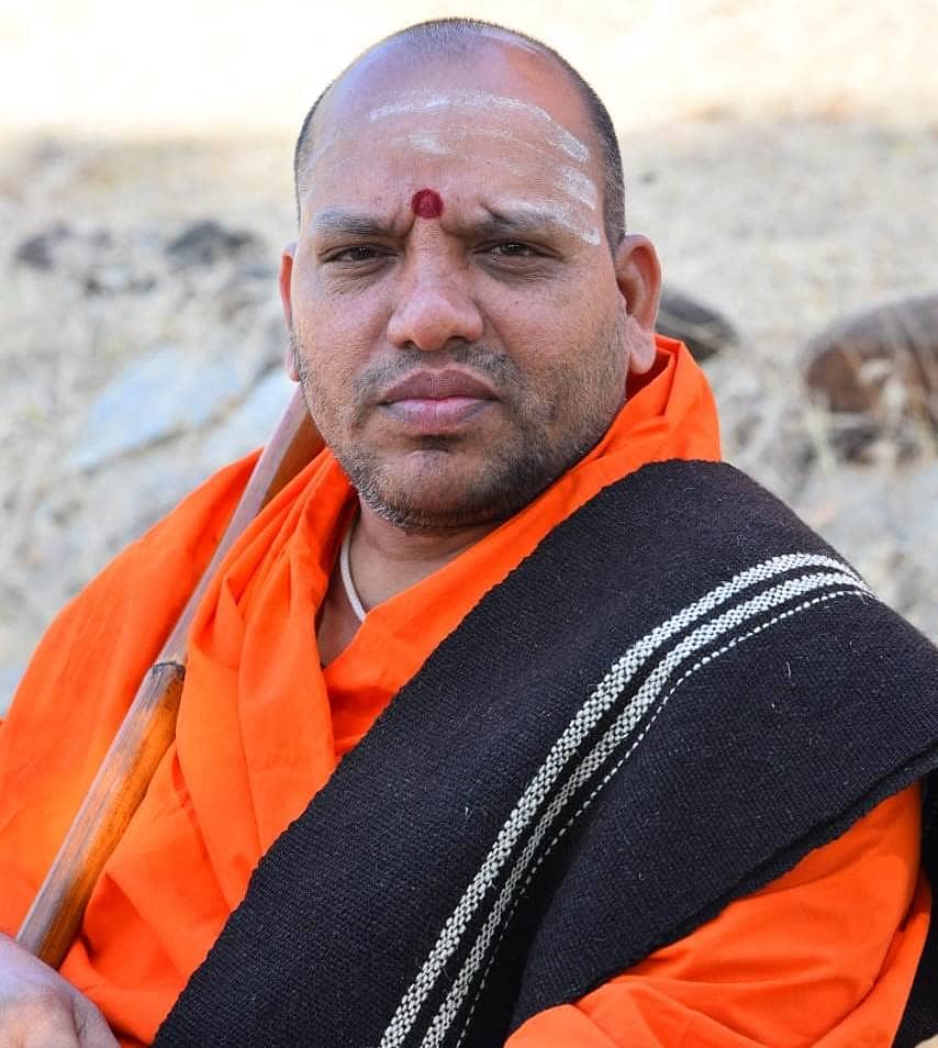 <div class="paragraphs"><p>ಈಶ್ವರಾನಂದಪುರಿ ಸ್ವಾಮೀಜಿ</p></div>