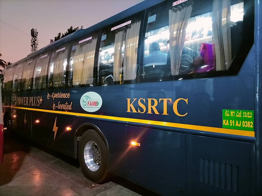 ಕೆಎಸ್ಆರ್ಟಿಸಿ ಬಸ್