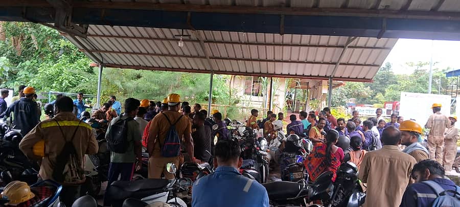 ಎಚ್ ಪಿ ಸಿ ಎಲ್ ಅಡುಗೆ ಅನಿಲ ಜಾಡಿ ತುಂಬಿಸುವ ಘಟಕದಲ್ಲಿ ಕಾರ್ಮಿಕರಿಂದ ದಿಢೀರ್ ಮುಷ್ಕರ ನಡೆಯಿತು.