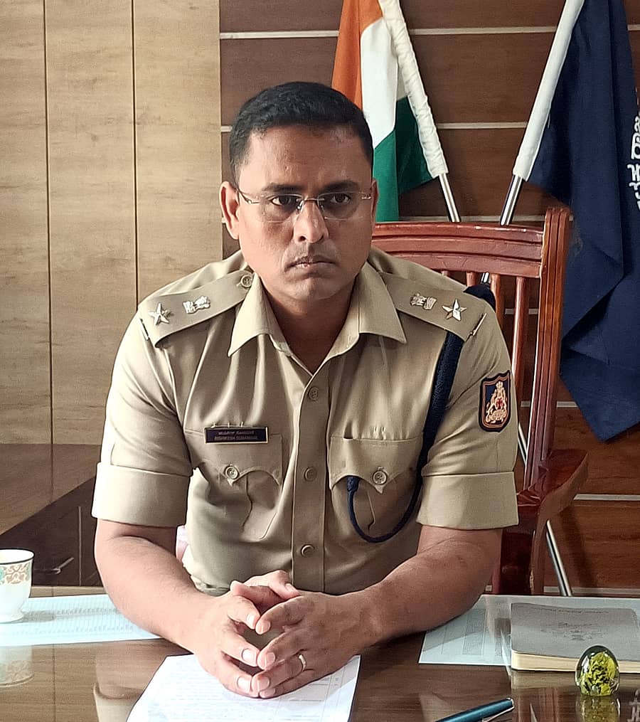 ಎಸ್.ಪಿ ಋಷಿಕೇಶ ಸೋನಾವಣೆ 