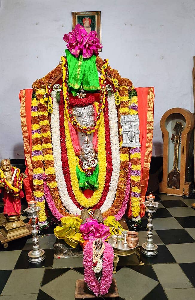 ಮಾನ್ವಿಯಲ್ಲಿ ಶುಕ್ರವಾರ ಜಗನ್ನಾಥದಾಸರ ಆರಾಧನಾ ಮಹೋತ್ಸವದ ಅಂಗವಾಗಿ ಉತ್ತರಾರಾಧನೆ ಹಮ್ಮಿಕೊಳ್ಳಲಾಗಿತ್ತು