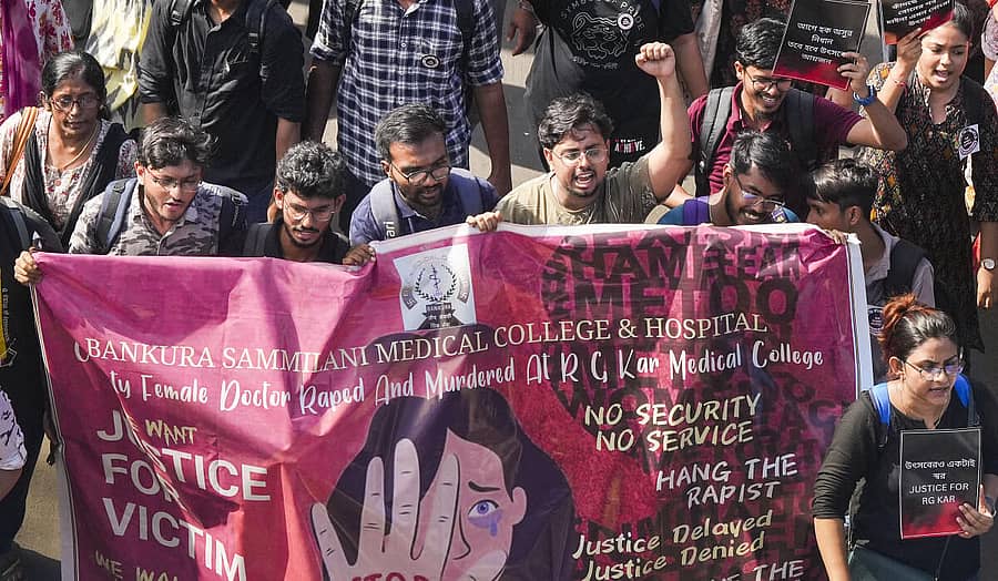 <div class="paragraphs"><p>ಮುಂದುವರಿದ ಕಿರಿಯ ವೈದ್ಯರ ಮುಷ್ಕರ</p></div>