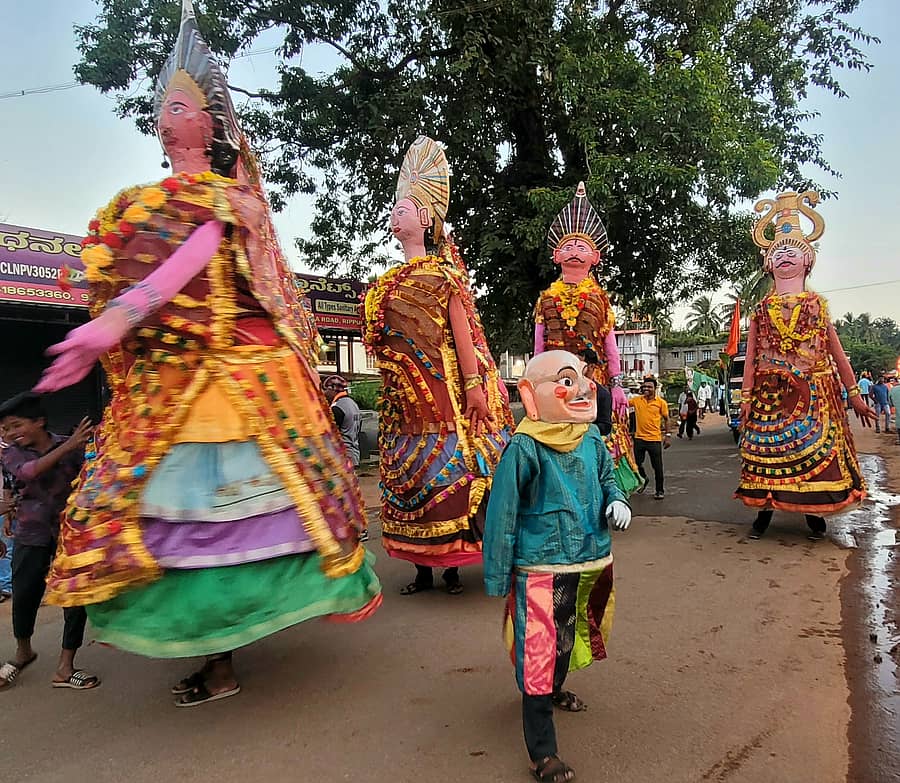 ರಿಪ್ಪನ್ ಪೇಟೆ ಗಣಪತಿ ಮೆರವಣಿಗೆಯಲ್ಲಿ ತಟ್ಟಿರಾಯ