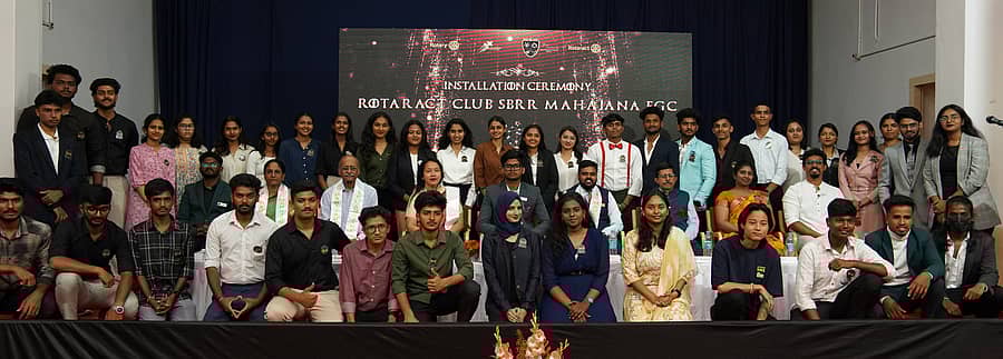 ಮೈಸೂರಿನ ಮಹಾಜನ ಶಿಕ್ಷಣ ಸಂಸ್ಥೆಯ ವಿವೇಕಾನಂದ ಸಭಾಂಗಣದಲ್ಲಿ ಮಹಾಜನ ಪ್ರಥಮ ದರ್ಜೆ ಕಾಲೇಜಿನ ರೋಟರ್ಯಾಕ್ಟ್ ಕ್ಲಬ್ನ ನೂತನ ಪದಾಧಿಕಾರಿಗಳ ಪದಗ್ರಹಣ ಸಮಾರಂಭ ನಡೆಯಿತು