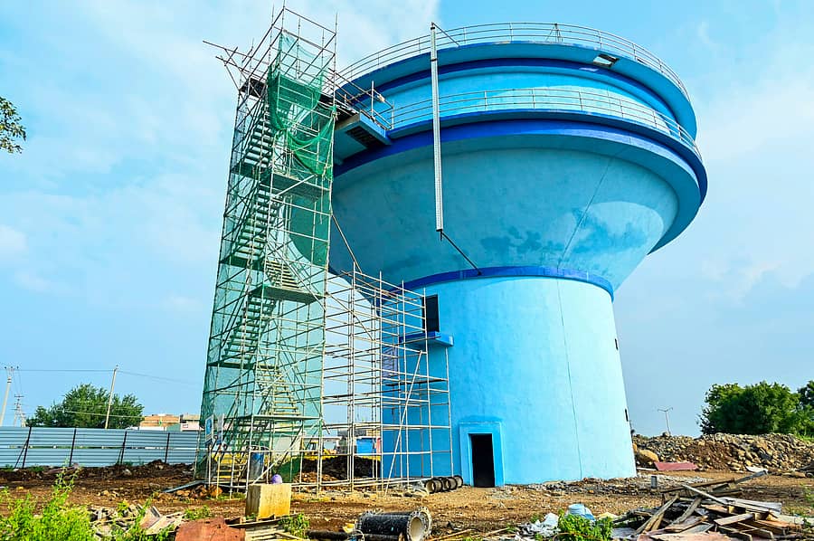 <div class="paragraphs"><p>ಕಲಬುರಗಿಯ ಶೋರ್ಗುಂಬಜ್ ಪ್ರದೇಶದಲ್ಲಿ 24x7 ನೀರು ಪೂರೈಕೆ ಯೋಜನೆಯಡಿ ಎಲ್ ಅಂಡ್ ಟಿ ನಿರ್ಮಿಸಿರುವ 15 ಲಕ್ಷ ಲೀಟರ್ ಸಾಮರ್ಥ್ಯದ ಮೇಲ್ಮಟ್ಟದ ಜಲಸಂಗ್ರಹಗಾರ –ಪ್ರಜಾವಾಣಿ ಚಿತ್ರಗಳು: ತಾಜುದ್ದೀನ್ ಆಜಾದ್</p></div>