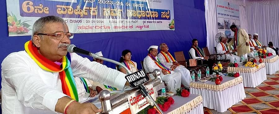 ಇಂಡಿ ತಾಲ್ಲೂಕಿನ ಮರಗೂರ ಗ್ರಾಮದ ಭೀಮಾಶಂಕರ ಸಹಕಾರಿ ಸಕ್ಕರೆ ಕಾರ್ಖಾನೆ ಆವರಣದಲ್ಲಿ ಸೋಮವಾರ ಆಯೋಜಿಸಿದ್ದ 6ನೇ ವಾರ್ಷಿಕ ಸರ್ವ ಸಾಧಾರಣಾ ಸಭೆಯಲ್ಲಿ ಕಾರ್ಖಾನೆಯ ಅಧ್ಯಕ್ಷ, ಶಾಸಕ ಯಶವಂತರಾಯಗೌಡ ಪಾಟೀಲ ಮಾತನಾಡಿದರು