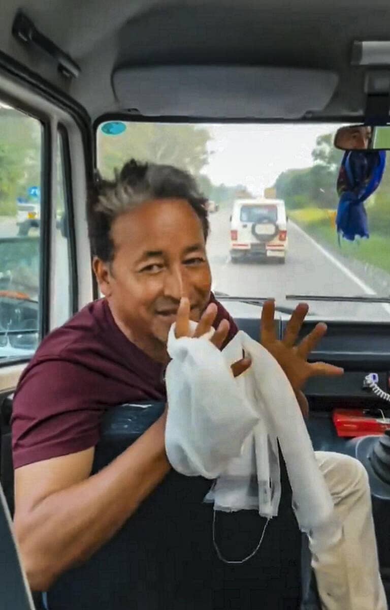 <div class="paragraphs"><p>ಸೋನಮ್ ವಾಂಗ್ಚುಕ್</p></div>