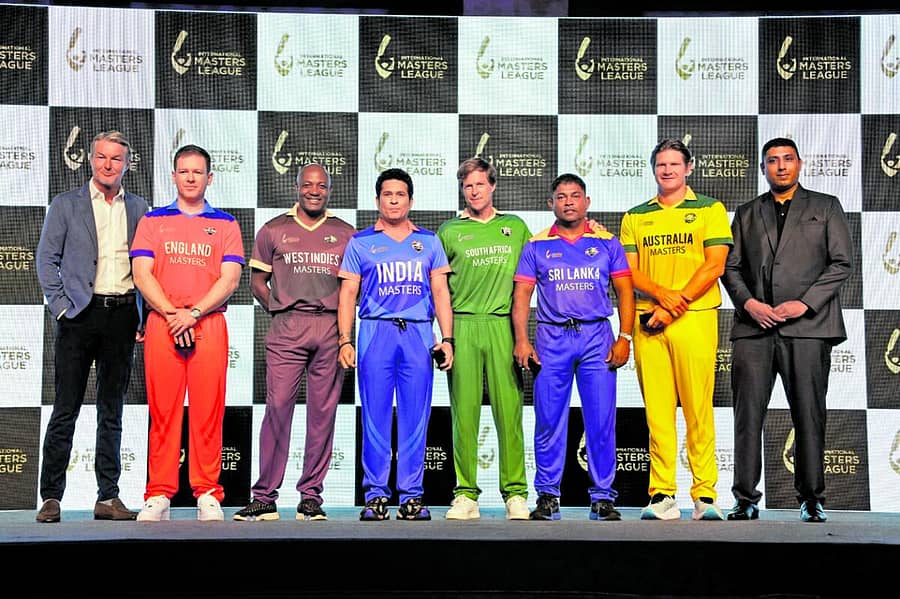 <div class="paragraphs"><p>ಇಂಟರ್ನ್ಯಾಷನಲ್ ಮಾಸ್ಟರ್ಸ್ ಲೀಗ್ನಲ್ಲಿ ಆಡುವ ತಂಡಗಳ ನಾಯಕರು ಮಂಗಳವಾರ ಅಧಿಕೃತವಾಗಿ ಚಾಲನೆ ನೀಡುವ ಕಾರ್ಯಕ್ರಮದಲ್ಲಿ ಭಾಗಿಯಾದರು. </p></div>