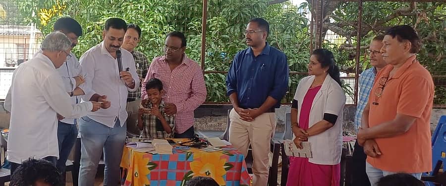 ಚಾಮುಂಡಿಪುರಂನ ಅರುಣೋದಯ ವಿಶೇಷ ಮಕ್ಕಳ ಶಾಲೆಯಲ್ಲಿ ಆರೋಗ್ಯ ಉಚಿತ ತಪಾಸಣೆಗೆ ಬಿಜೆಪಿ ಮುಖಂಡ ಮಾ.ವಿ.ರಾಮಪ್ರಸಾದ್ ಚಾಲನೆ ನೀಡಿದರು