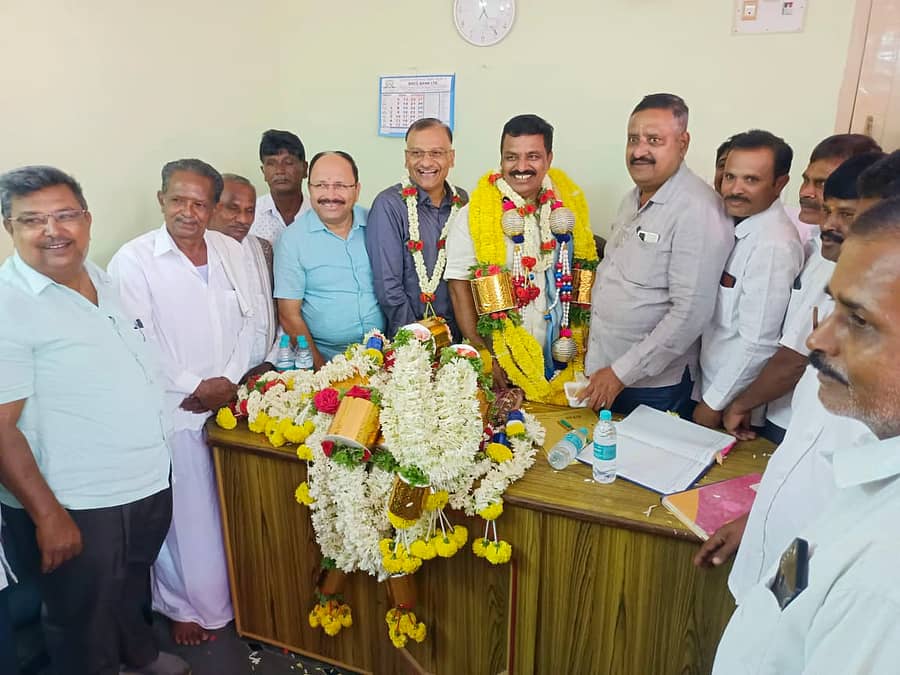 ಮಾಗಡಿ ತಾಲ್ಲೂಕಿನ ಟಿಎಪಿಸಿಎಂಎಸ್ ನೂತನ ಅಧ್ಯಕ್ಷರಾಗಿ ಶಿವಪ್ರಸಾದ್ ಅವಿರೋಧವಾಗಿ ಆಯ್ಕೆಯಾದರು