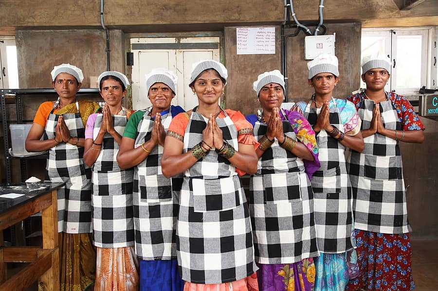 ಆನೇಕಲ್ ತಾಲ್ಲೂಕಿನ ಕಾಡಂಚಿನ ಗ್ರಾಮಗಳಾದ ಕರಿಯಪ್ಪನದೊಡ್ಡಿ ಮತ್ತು ಉಜ್ಜಿನಪ್ಪನದೊಡ್ಡಿ ಮಯೂರಿ ವನಶ್ರೀ ಶಕ್ತಿ ಒಕ್ಕೂಟದ ಮಹಿಳೆಯರು