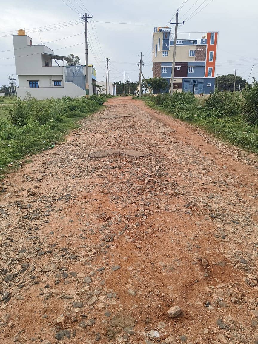 <div class="paragraphs"><p>ಬೆತ್ತನಗೆರೆ– ವಾಜರಹಳ್ಳಿಗೆ ಸಂಪರ್ಕ ಕಲ್ಪಿಸುವ ರಸ್ತೆಯ ದುಸ್ಥಿತಿ</p></div>