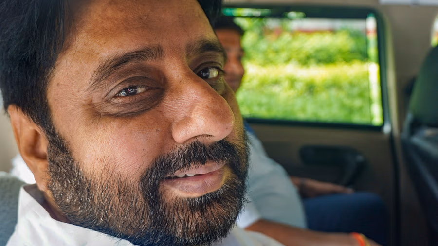 <div class="paragraphs"><p>ಎಎಪಿ ಶಾಸಕ ಅಮಾನತುಲ್ಲಾ ಖಾನ್</p></div>