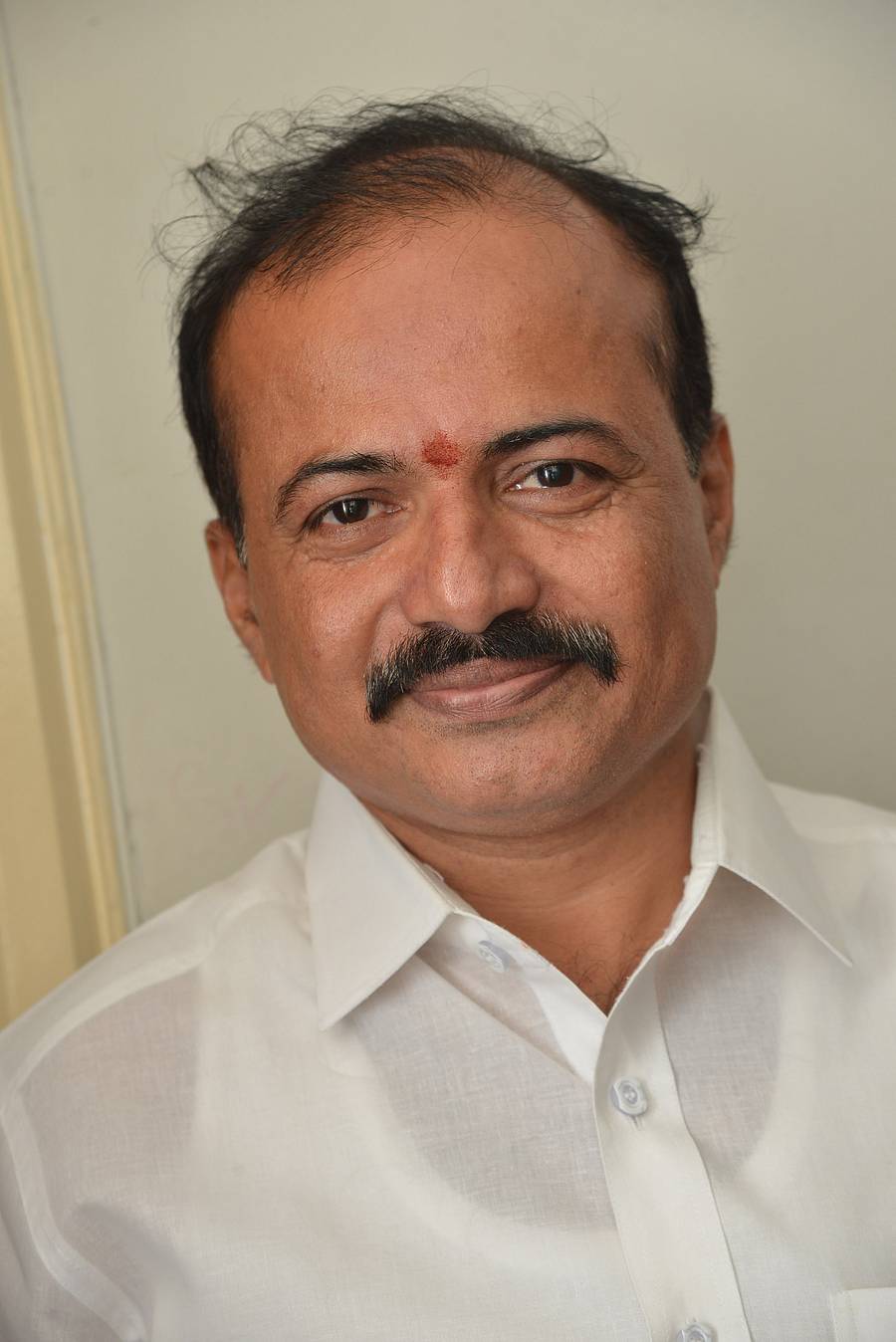 ಎನ್ನಾರ್‌ ಕೆ. ವಿಶ್ವನಾಥ್‌