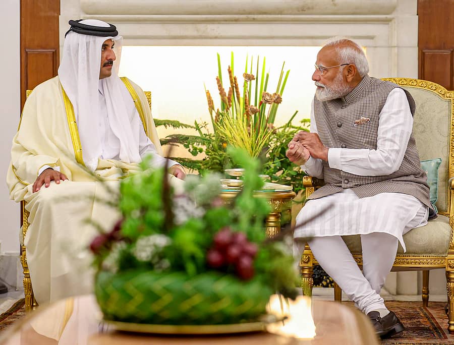 ಕತಾರ್‌ನ ಅಮಿರ್ ಆದ ಶೇಖ್‌ ತಮೀಮ್ ಬಿನ್ ಹಮದ್ ಅಲ್‌ ತಾನಿ ಮತ್ತು ಪ್ರಧಾನಿ ನರೇಂದ್ರ ಮೋದಿ ಅವರು ಮಂಗಳವಾರ ಮಂಗಳವಾರ ನವದೆಹಲಿಯಲ್ಲಿ ಚರ್ಚಿಸಿದರು. –ಪಿಟಿಐ ಚಿತ್ರ