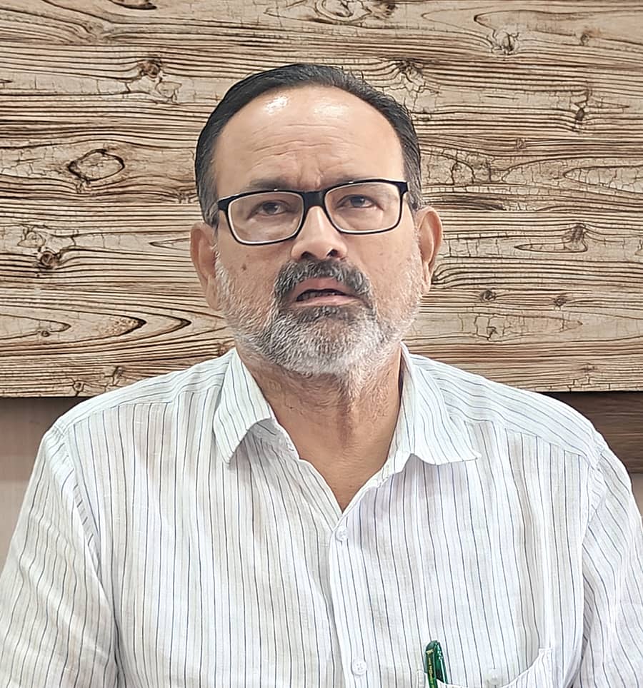 ಡಾ.ನೀರಜ್ ಬಿ.ವಿ