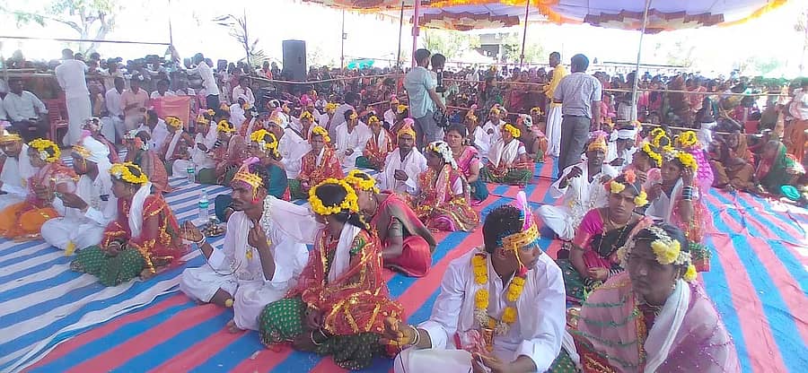 <div class="paragraphs"><p>ಸಾಮೂಹಿಕ ವಿವಾಹ </p></div>