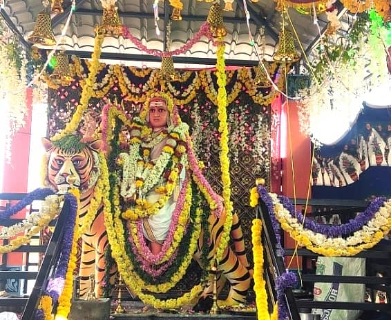 ಬೆಳಕವಾಡಿ ಸಮೀಪದ ಕಿರಗಸೂರು ಗ್ರಾಮದಲ್ಲಿ ನೂತನ ಹುಲಿವಾಹನ ಸಮೇತ ಮಹದೇಶ್ವರಸ್ವಾಮಿ ದೇವರ ವಿಗ್ರಹ ಪ್ರಾಣ ಪ್ರತಿಷ್ಠಾಪನೆ ನಡೆಯಿತು