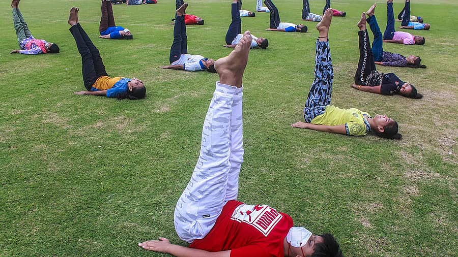 <div class="paragraphs"><p>ಯೋಗಾಸನ</p></div>