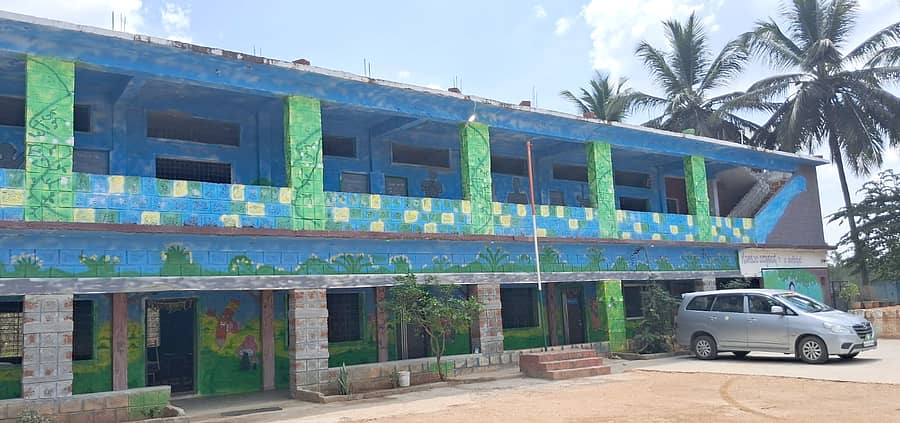 ಮಳವಳ್ಳಿ ತಾಲ್ಲೂಕಿನ ಟಿ.ಕಾಗೇಪುರ ಬಳಿಯ ಗೋಕುಲ ವಿದ್ಯಾಸಂಸ್ಥೆ