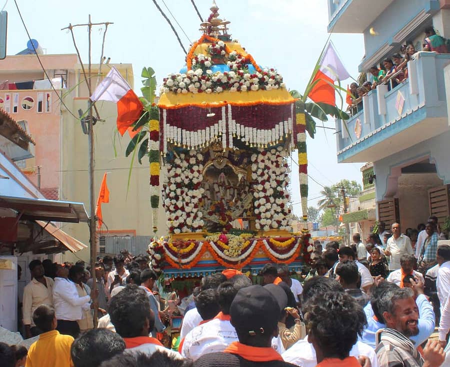 <div class="paragraphs"><p>ಬ್ರಹ್ಮರಥೋತ್ಸವ</p></div>