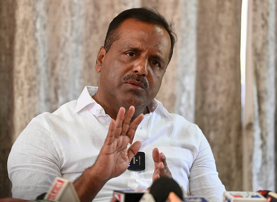 ಯು.ಟಿ.ಖಾದರ್