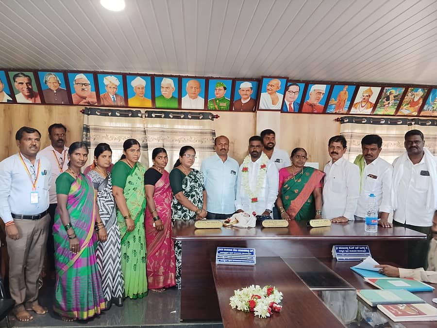 ಹೊನ್ನಾಳಿ ತಾಲ್ಲೂಕಿನ ಬೇಲಿಮಲ್ಲೂರು ಗ್ರಾಮ ಪಂಚಾಯಿತಿ ಉಪಾಧ್ಯಕ್ಷರಾಗಿ ಕೆ.ಎನ್.ಹನುಮಂತಪ್ಪ ಅವಿರೋಧವಾಗಿ ಆಯ್ಕೆಯಾಗಿದ್ದಾರೆ