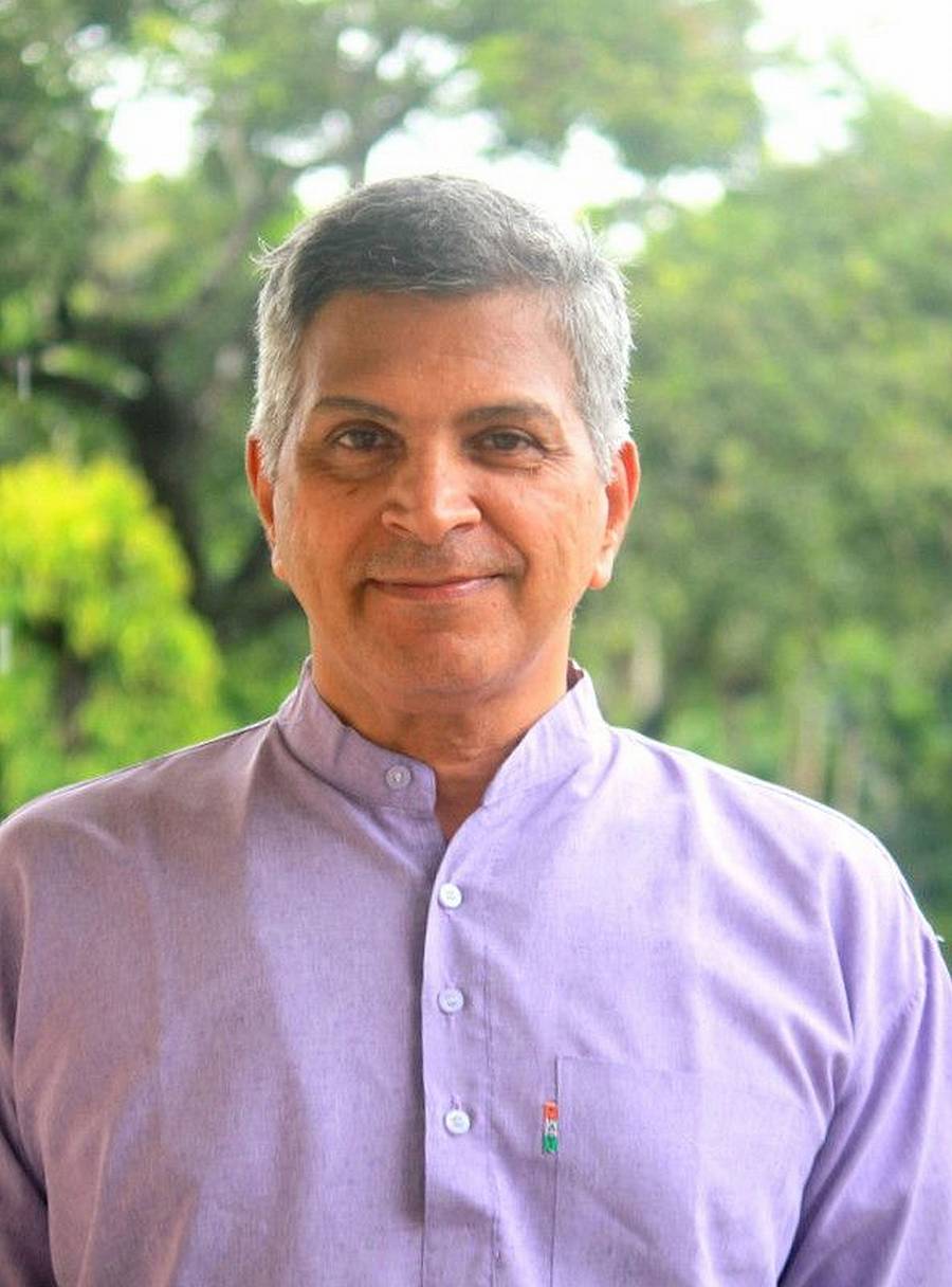 <div class="paragraphs"><p>ಅನಂತ ಹೆಗಡೆ ಅಶೀಸರ</p></div>