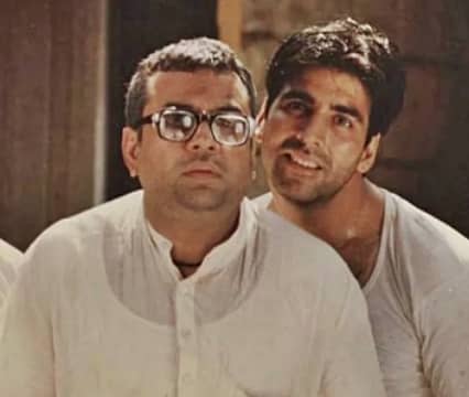 <div class="paragraphs"><p>ಹೇರಾ ಫೇರಿ ಚಿತ್ರದ ದೃಶ್ಯ (ಪರೇಶ್‌ ರಾವಲ್‌ ಮತ್ತು ಅಕ್ಷಯ್‌ ಕುಮಾರ್)</p></div>