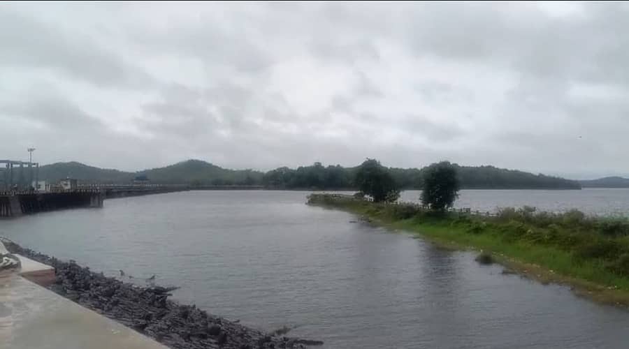 <div class="paragraphs"><p>ಶಿವಮೊಗ್ಗ ಜಿಲ್ಲೆಯ ಗಾಜನೂರು ಬಳಿಯ ತುಂಗಾ ಜಲಾಶಯದ ಒಳ ಹರಿವಿನ ನೋಟ</p></div>