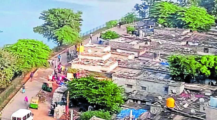 <div class="paragraphs"><p>ಪುಟ್ಟೇನಹಳ್ಳಿ ಕೆರೆ ಆವರಣದಲ್ಲಿರುವ ಒತ್ತುವರಿ</p></div>