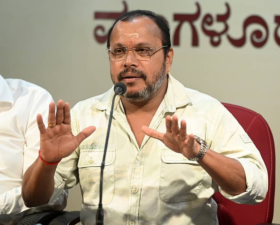 ಸಂವಾದದಲ್ಲಿ ನವೀನ್ ಡಿ. ಪಡೀಲ್ ಮಾತನಾಡಿದರು: ಪ್ರಜಾವಾಣಿ ಚಿತ್ರ