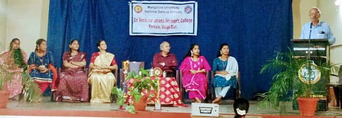 ಕಾರ್ಕಳ ವೆಂಕಟರಮಣ ಮಹಿಳಾ ಕಾಲೇಜಿನ ರಾಷ್ಟ್ರೀಯ ಸೇವಾ ಯೋಜನೆಯ ಚಟುವಟಿಕೆಗಳ ಸಮಾರೋಪ ಸಮಾರಂಭ ಈಚೆಗೆ ನಡೆಯಿತು.