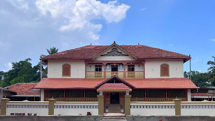 <div class="paragraphs"><p>ಶತಮಾನದ ಸಂಭ್ರಮದಲ್ಲಿ ಸಿದ್ದಾಪುರ ತಾಲ್ಲೂಕಿನ ಹೆಗ್ಗೋಡಮನೆ!</p></div>