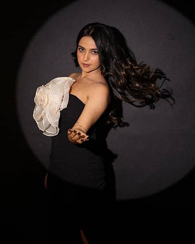 Nisha Ravikrishnan Photos ಮಾದಕ ನೋಟ ಬೀರಿದ 'ಅಣ್ಣಯ್ಯ' ಧಾರಾವಾಹಿ ಖ್ಯಾತಿಯ ...